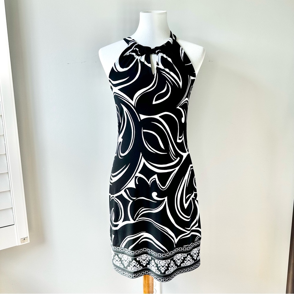 White House Black Market Halter Keyhole Dress Size X-Small Comes w Garment Bag